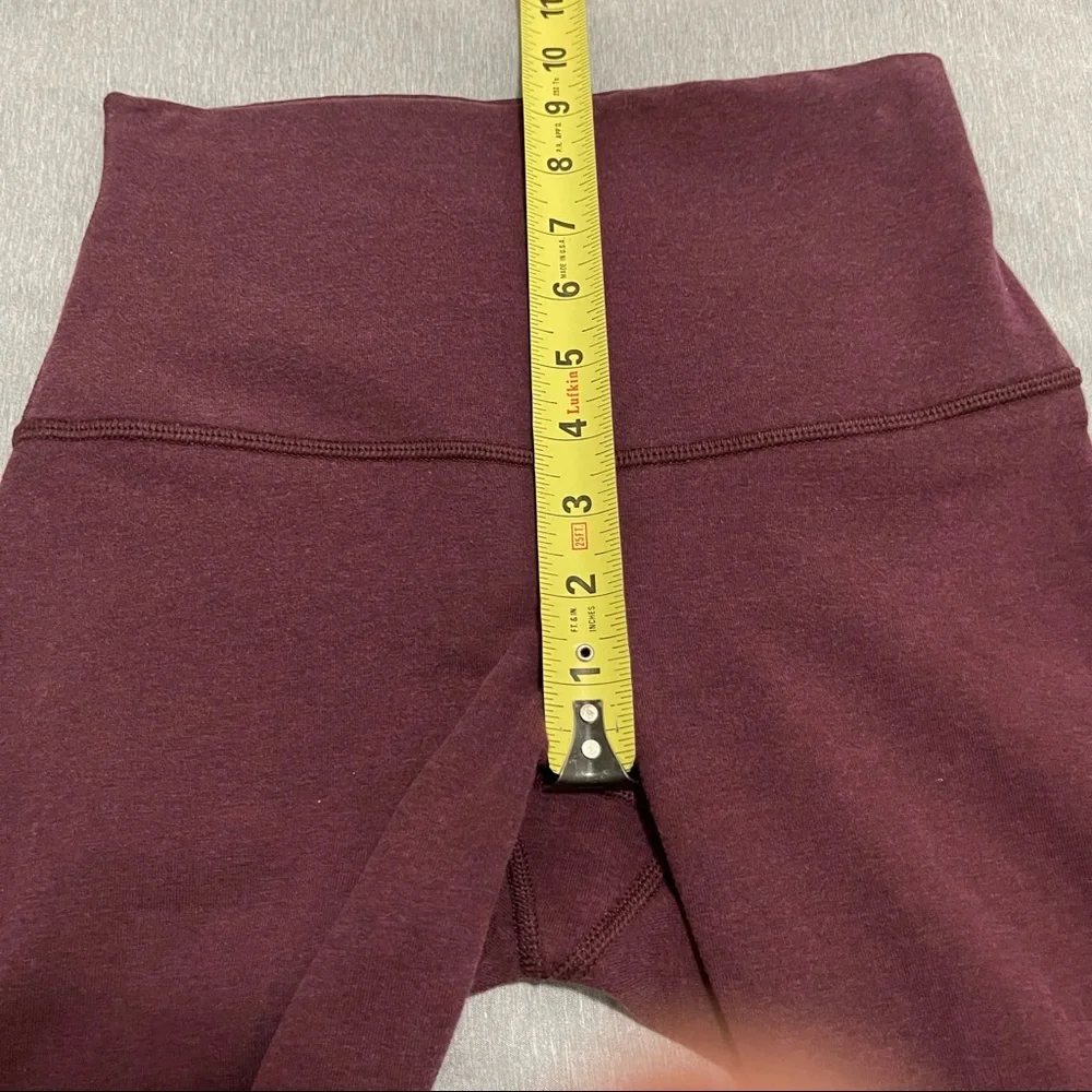 Lululemon Crop Maroon Burgundy Yoga Leggings 2